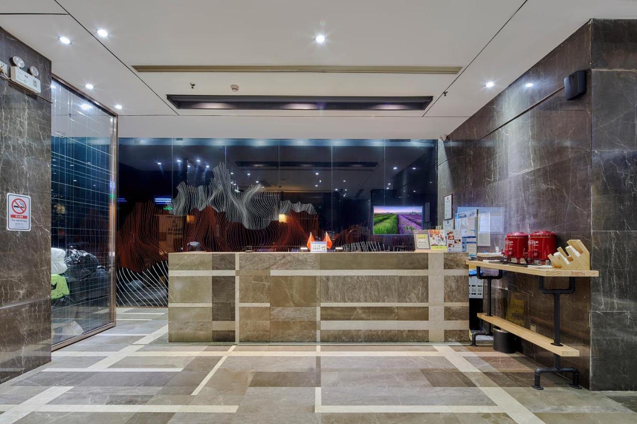 Insail Hotels Canton Extérieur photo